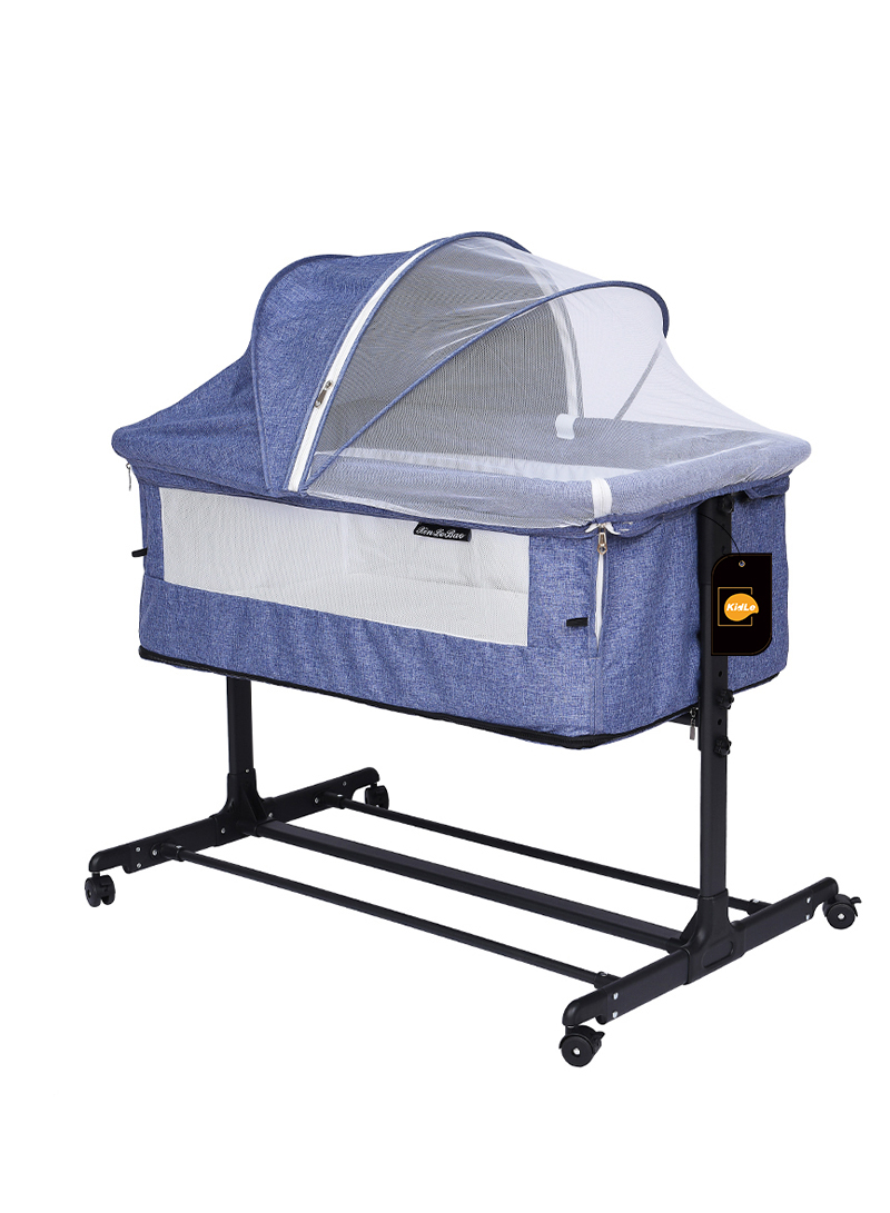 Comfortable Large Space Portable Movable Washable Crib