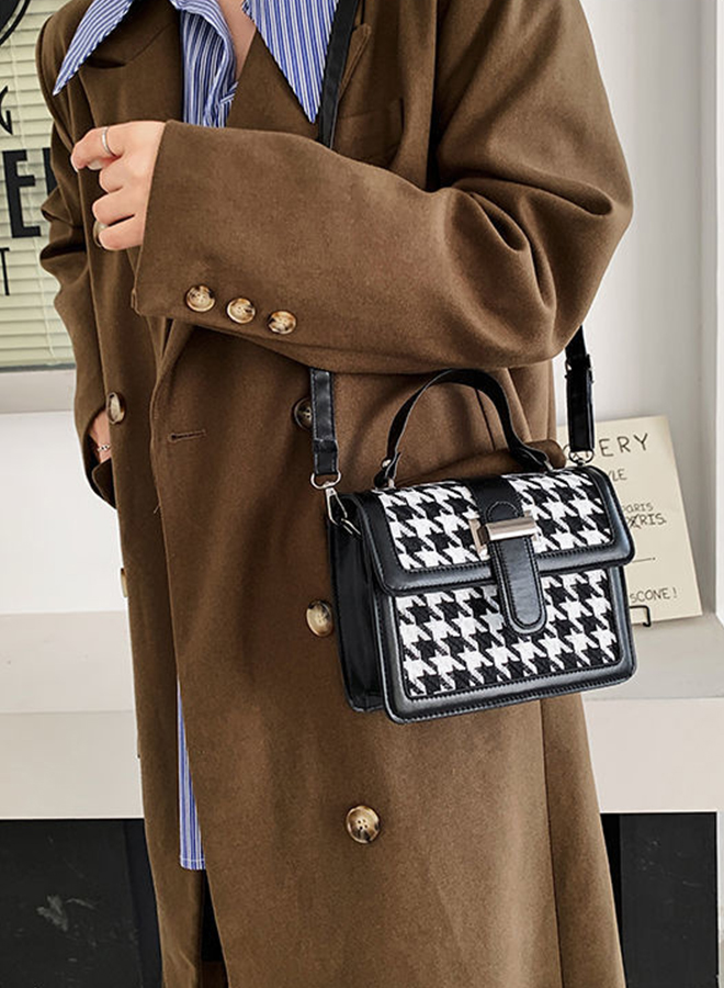 Causal Square Flap Handbag Ladies Cross-body Shoulder Bag for Women/Girls 19 x 16 x 7cm
